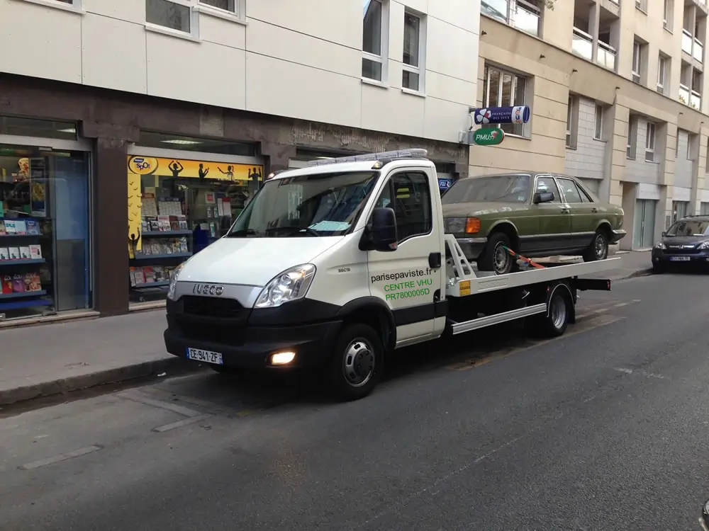 Épaviste Paris enlèvement d'épave gratuit